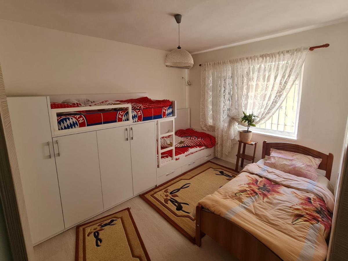 Saloon Apartment Tirana Buitenkant foto